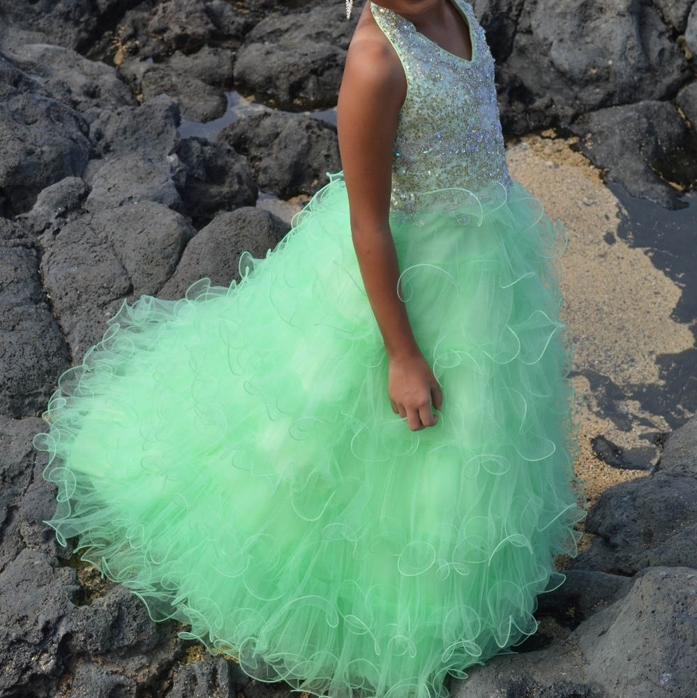 Pageant dress